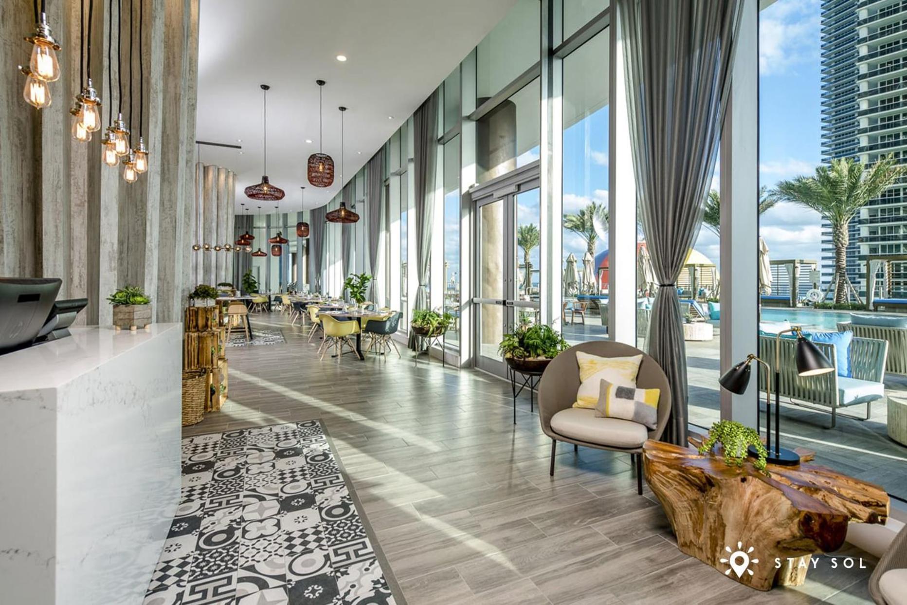 ハリウッドUpper Level Penthouse - Amazing Views Beach & Intracoastalアパートメント エクステリア 写真